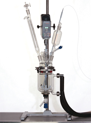 【販売終了】ジャケット付反応容器ブルーラベル 2L