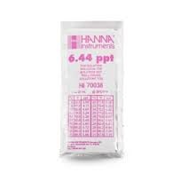 ハンナインスツルメンツ・ジャパン TDS標準液(スタンダードタイプ)6.44ppt @25℃ 20mL×25袋 HI 70038P