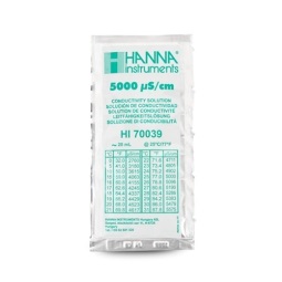 ハンナインスツルメンツ・ジャパン EC標準液(スタンダードタイプ)5000 μS/cm(5mS/cm)@25℃ 20mL×25袋 HI 70039P
