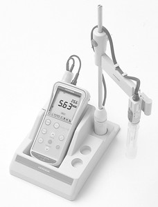 【販売終了】堀場製作所 電極スタンド台付(D-50/ES-50/OM-50用) DP-50S 3014028590